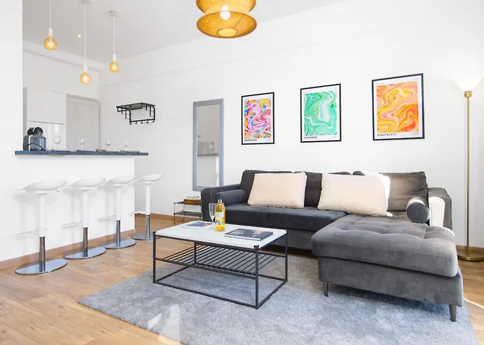 公寓 Confort Au Centre-ville Et Pres De La 芒通